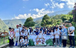 PLN Ukir Memori Bersama Anak Yatim Dhuafa Gelar Eduwisata ke Taman Safari