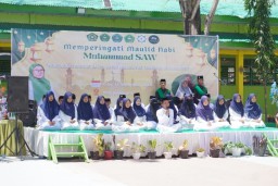 Bupati Jeneponto H. Paris Yasir Hadiri Peringatan Maulid Nabi Muhammad SAW di MAN Jeneponto