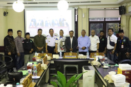 DPRD Surabaya Tegaskan Penolakan Terhadap Stigma Negatif yang Menyudutkan Juru Parkir