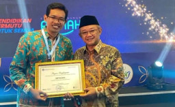 Surabaya Raih Dua Penghargaan Nasional dean Kemendikdasmen di Hardiknas 2026