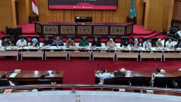 Kritik Keras Anggota DPRD Surabaya Warnai Rapat Dengar Pendapat yang Dihadiri Menteri HAM