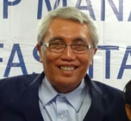 Bulan Suci, Negara Baru