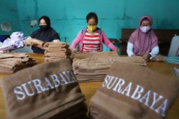 Angka Pengangguran Turun, Walikota Eri: Berarti APBD Berhasil