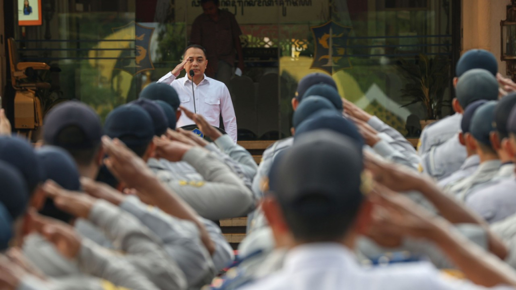 Apel Pasukan Pemkot Surabaya jelang Hari Raya Nyepi 2026 dan Hari Raya Idul Fitri 1447 Hijriyah. (Kominfo Surabaya)