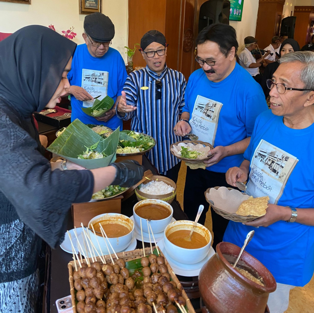 Festival Pecel Pincuk Suroboyo di Hotel Quds Royal. (Tim)